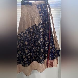 Elegant Floral Navy and Beige Skirt